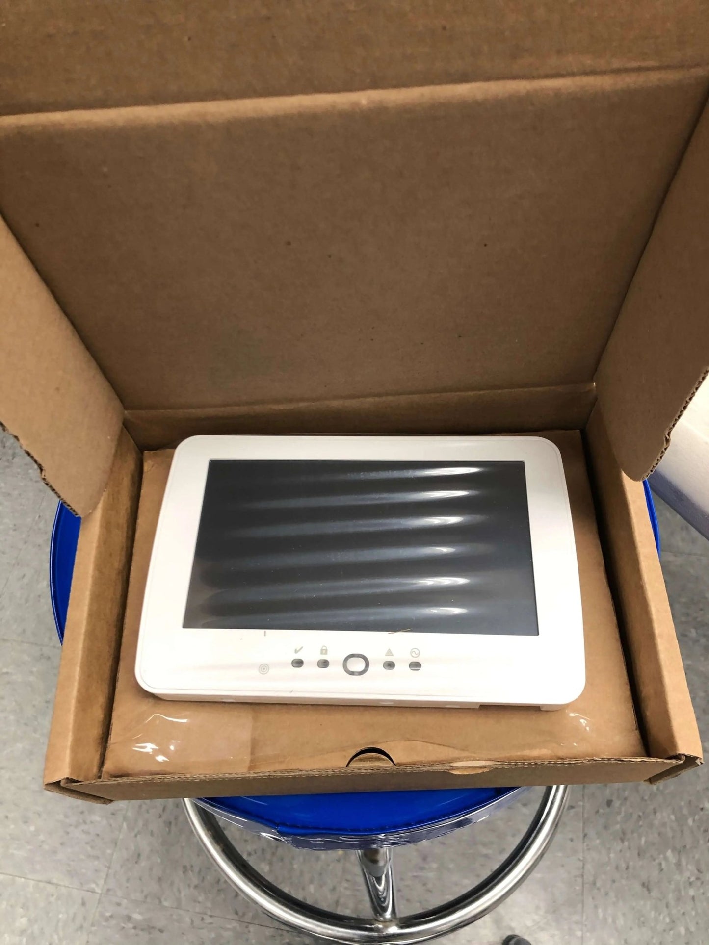 DSC neo HS2 TCHP PowerSeries 7 Inch TouchScreen Keypad - Avenger Security